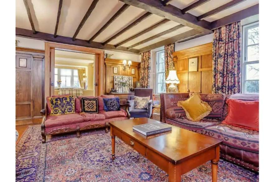 Large country house perfect for family or friends.