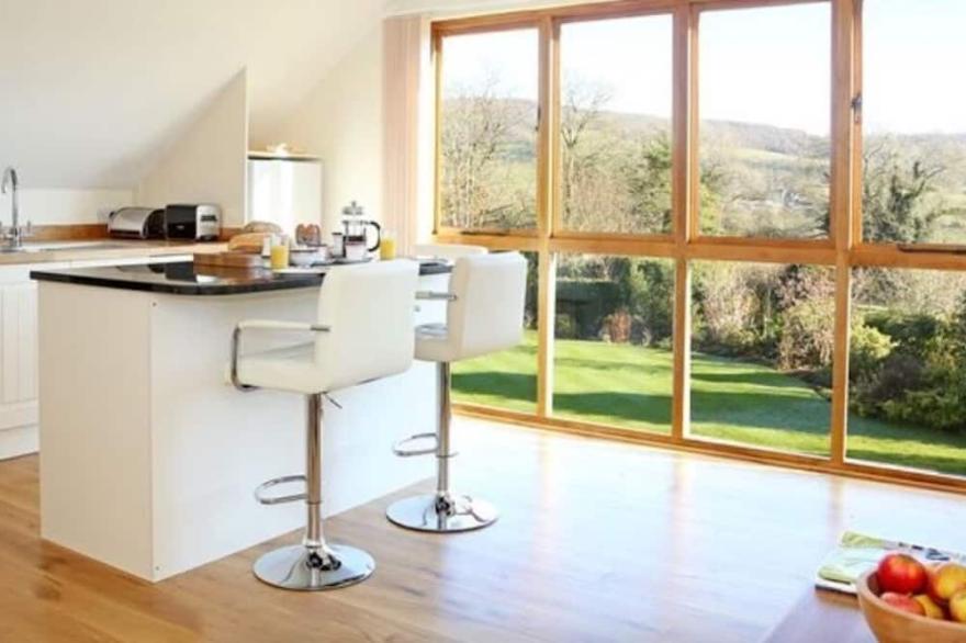 Dove Lodge - Painswick