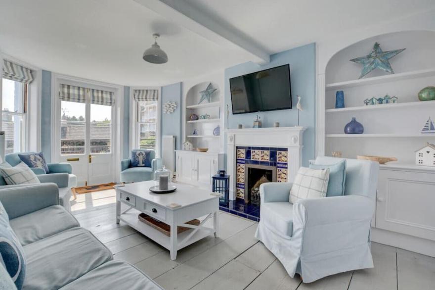 Seaforth - Five Bedroom House, Sleeps 8