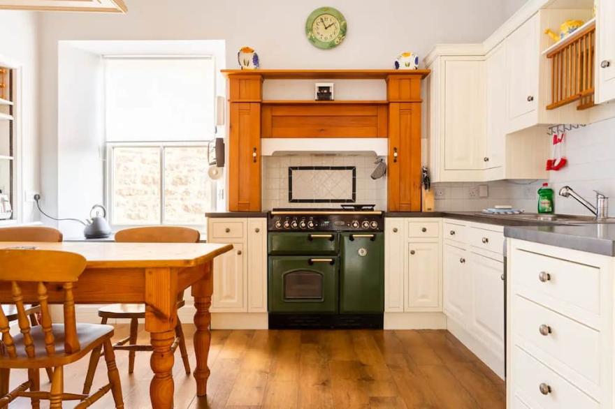 Victorian class in central Crieff