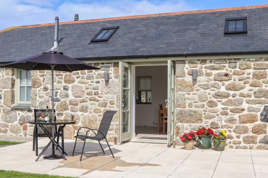 AN GWEL, family friendly, character holiday cottage in Sennen