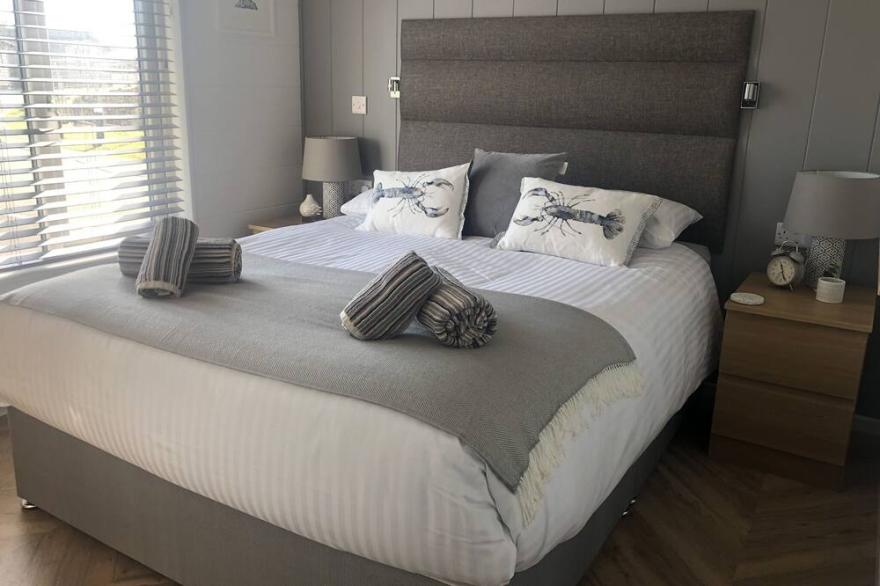 Padstow Lodge - Pet Friendly 3 Bed Luxury Lodge