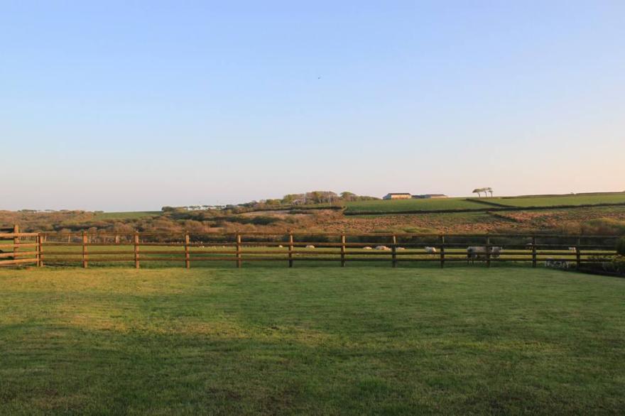 Beautiful barn, in the heart of the Devon countryside. 8 miles from Bude