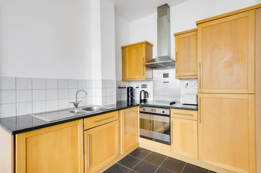 Charming Old Street 1BR, 5 min walk to Old Street Tube, by Blueground