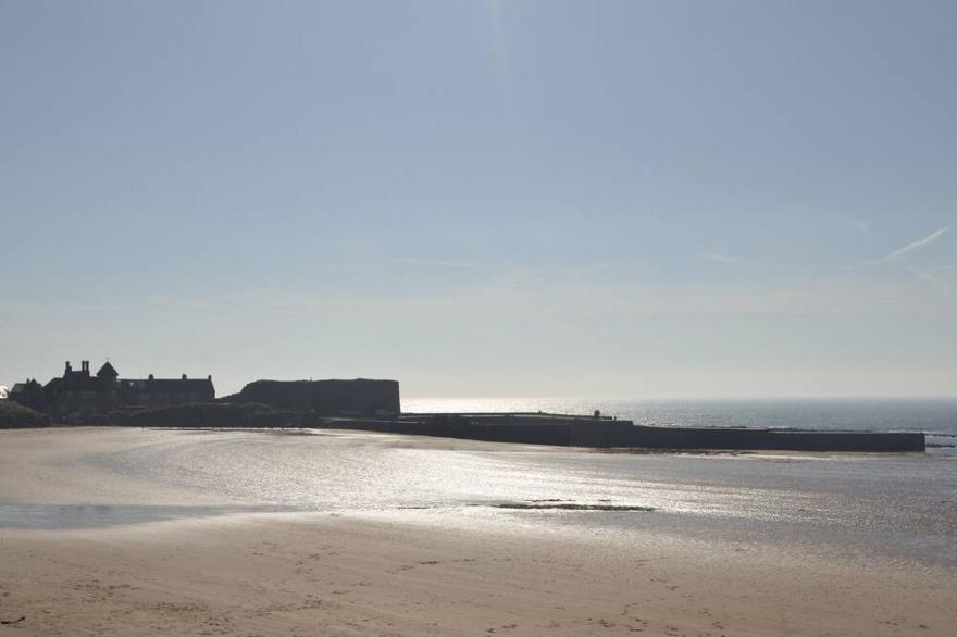 3 bedroom accommodation in Beadnell