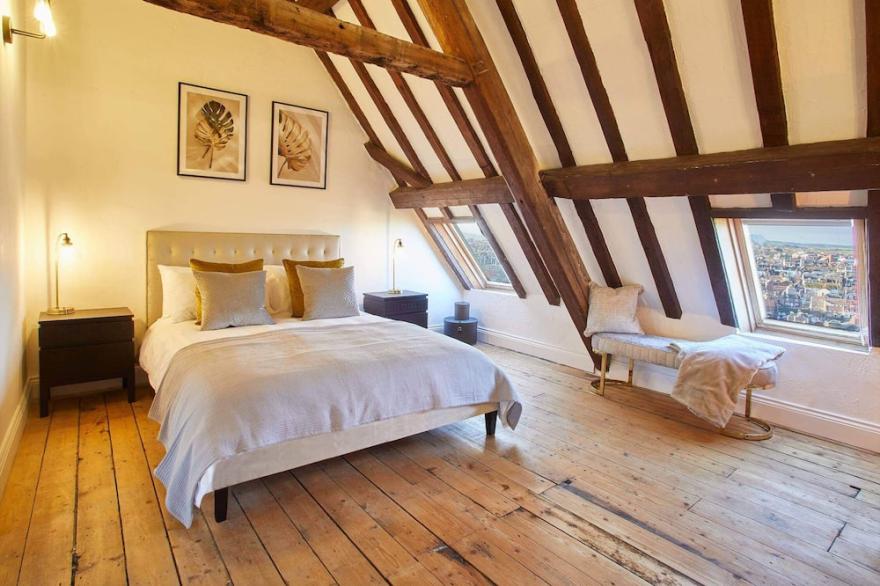 Host & Stay | The Coach House