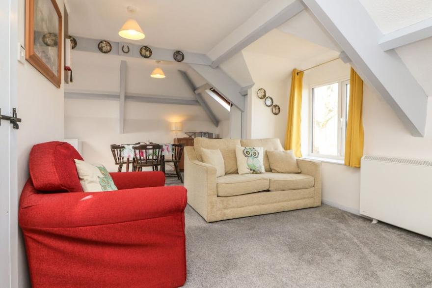 THE LOFT, country holiday cottage, with pool in Holsworthy