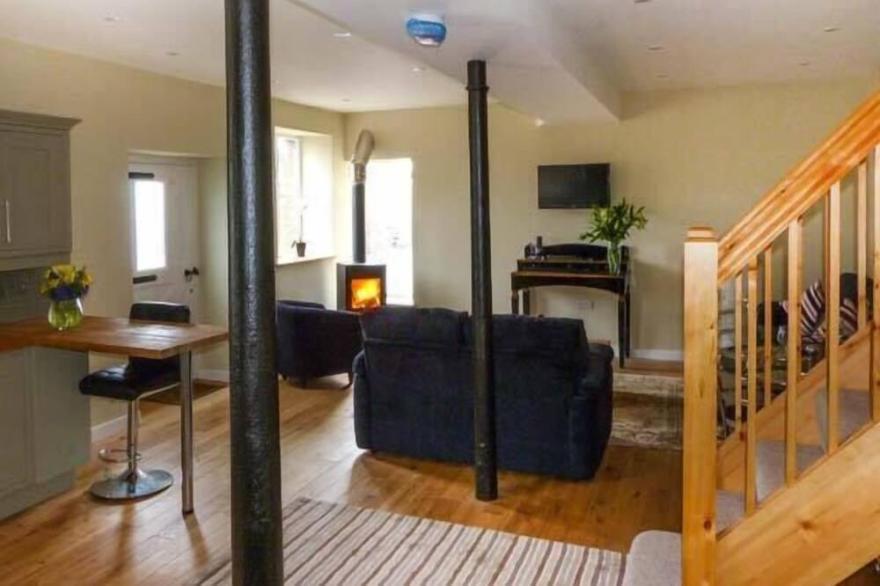 BARN END, with open fire in Pooley Bridge