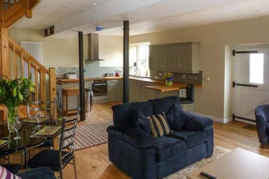 BARN END, with open fire in Pooley Bridge