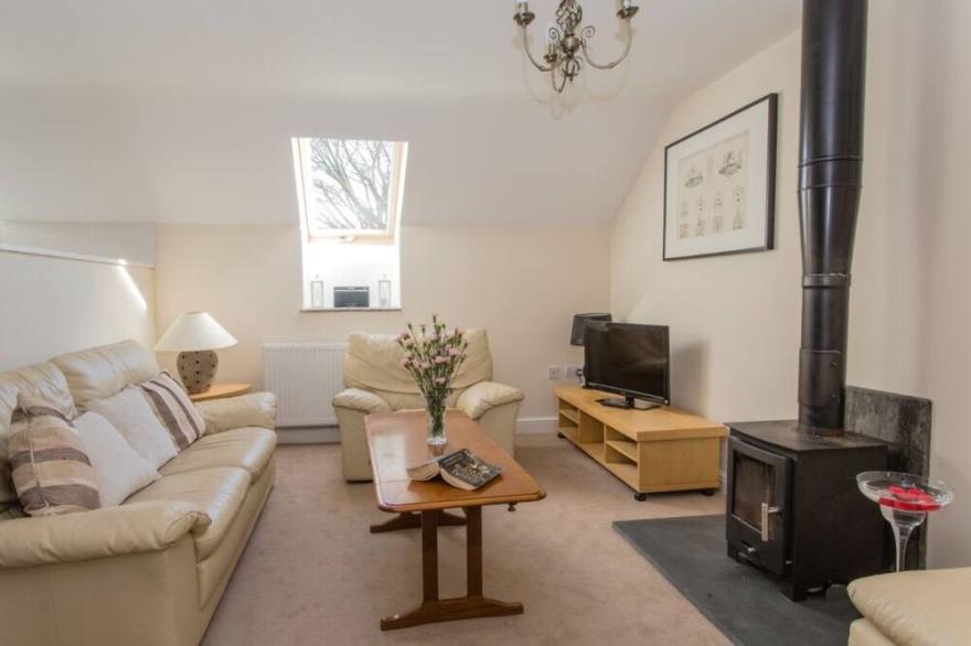 Merlin Cottages: 4* High Barn, Games Room, Nearby Outdoor Activities