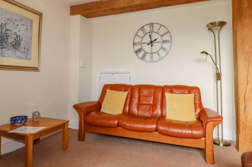 WHEAL HONEY, family friendly, with a garden in St Newlyn East