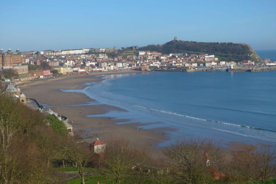 OLD CHAPEL, pet friendly, character holiday cottage in Cloughton