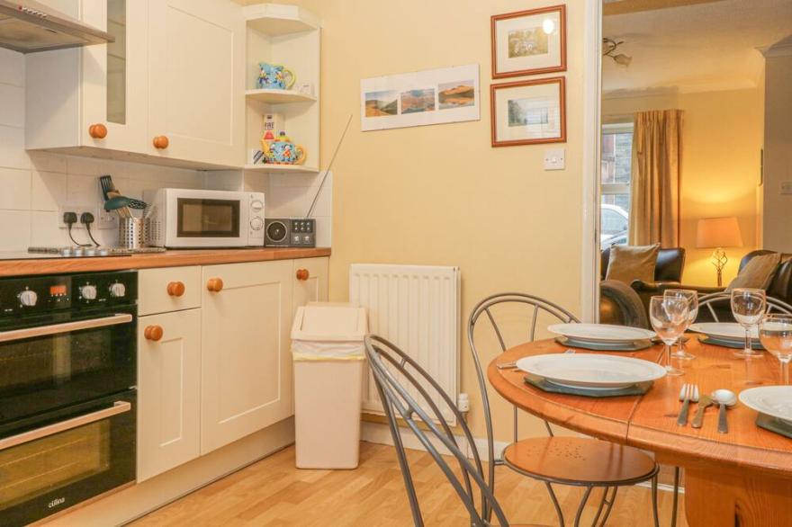 JILL'S COTTAGE, pet friendly in Keswick