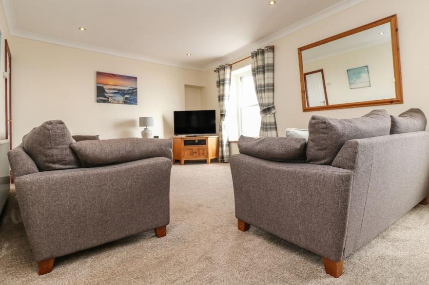 JUBILEE COTTAGE, family friendly, country holiday cottage in Penzance