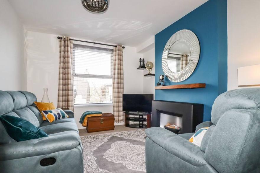 PENMAR, pet friendly, with a garden in Looe
