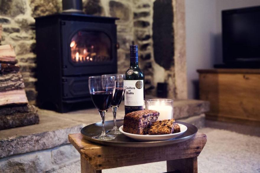 WEST HOUSE, family friendly, with open fire in Middleton-In-Teesdale