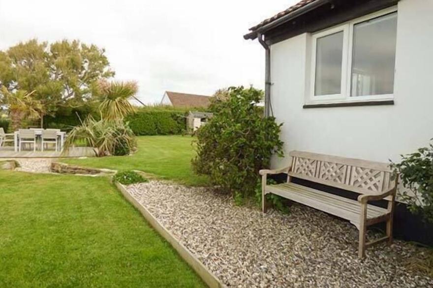 NANS-TEK, family friendly, with hot tub in Crackington Haven