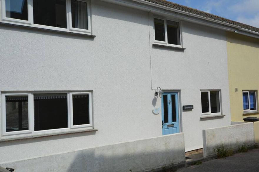 Shambrook - Three Bedroom House, Sleeps 6