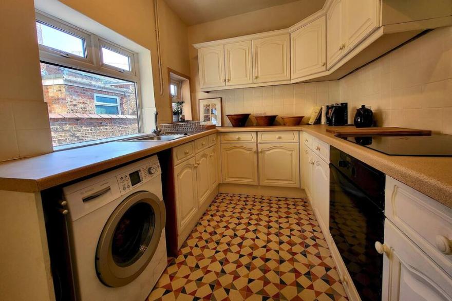 St Marys View - Two Bedroom House, Sleeps 4