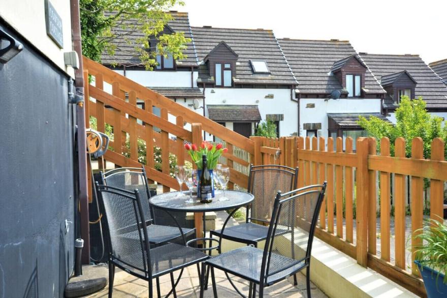 Cowslip Cottage - Two Bedroom House, Sleeps 4