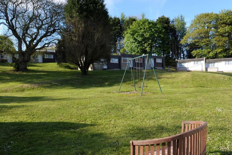 VILLA NO 50, family friendly, country holiday cottage in Camelford