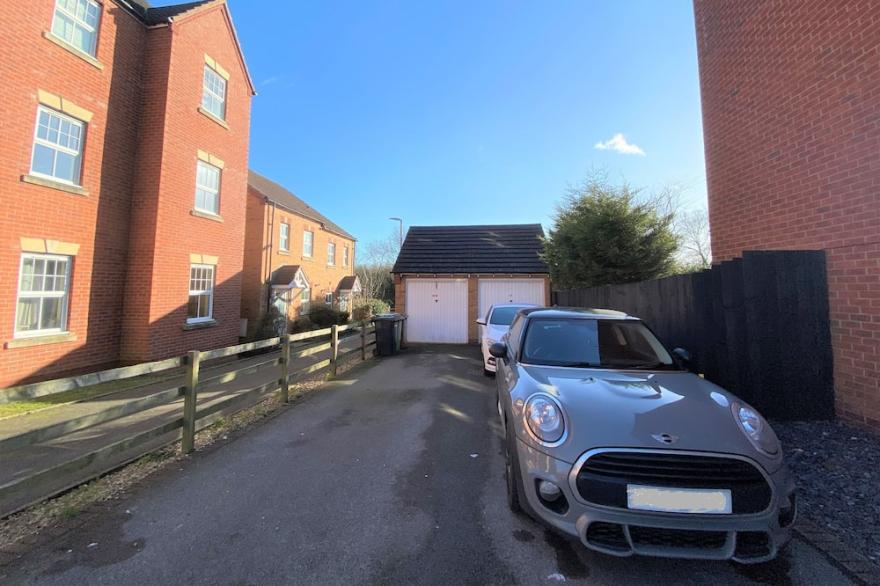 Johnson Townhouse 8 person serviced accommodation