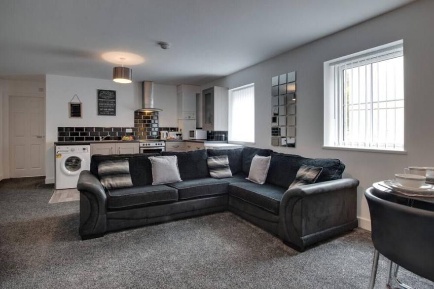 Driftwood - Two Bedroom Apartment, Sleeps 4