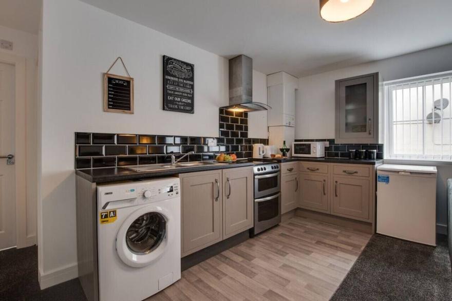 Driftwood - Two Bedroom Apartment, Sleeps 4