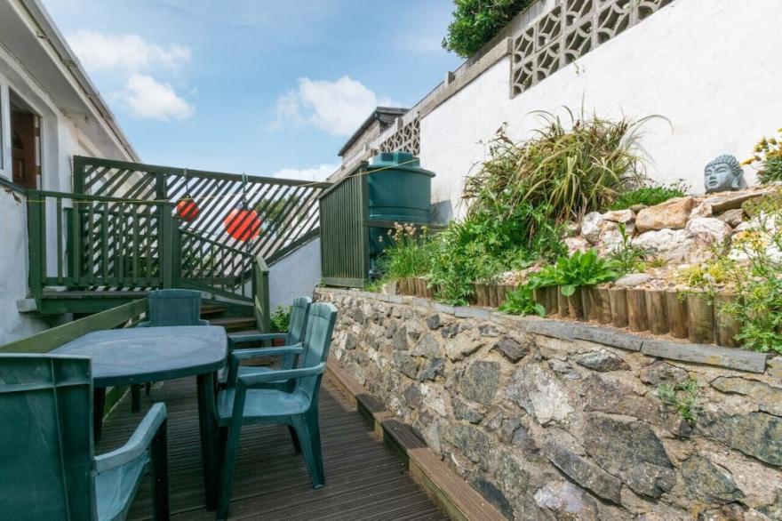 The Lamp House - Three Bedroom House, Sleeps 4