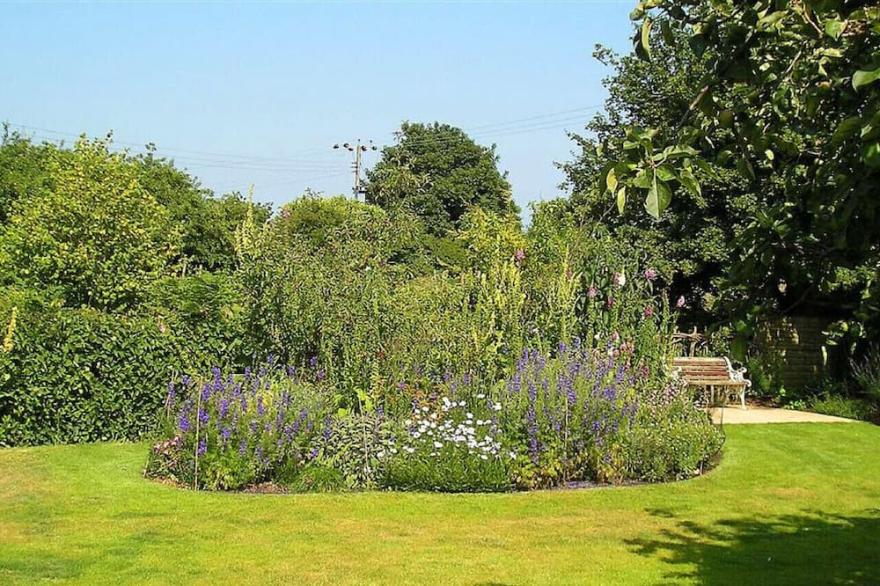 Crofters - Three Bedroom House, Sleeps 6