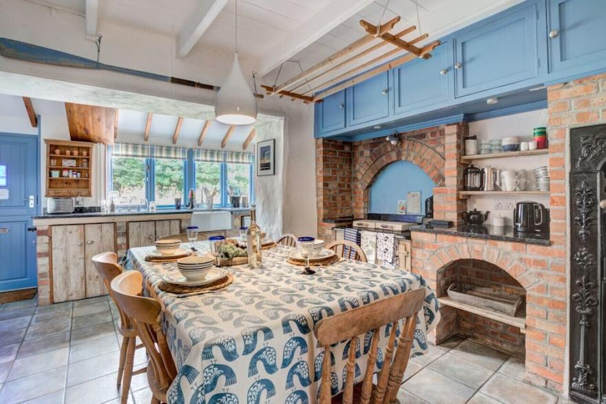 Three Blind Mice - Two Bedroom House, Sleeps 4