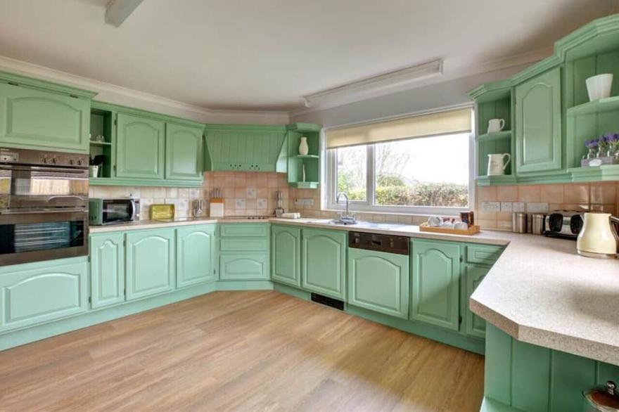 Gull Cottage - Two Bedroom House, Sleeps 4
