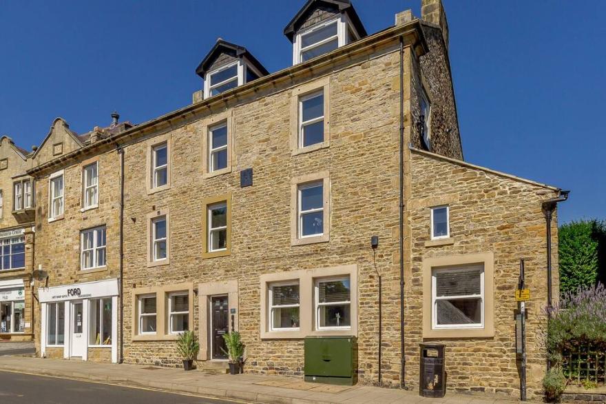 QUEEN ELIZABETH SUITE, family friendly in Stanhope