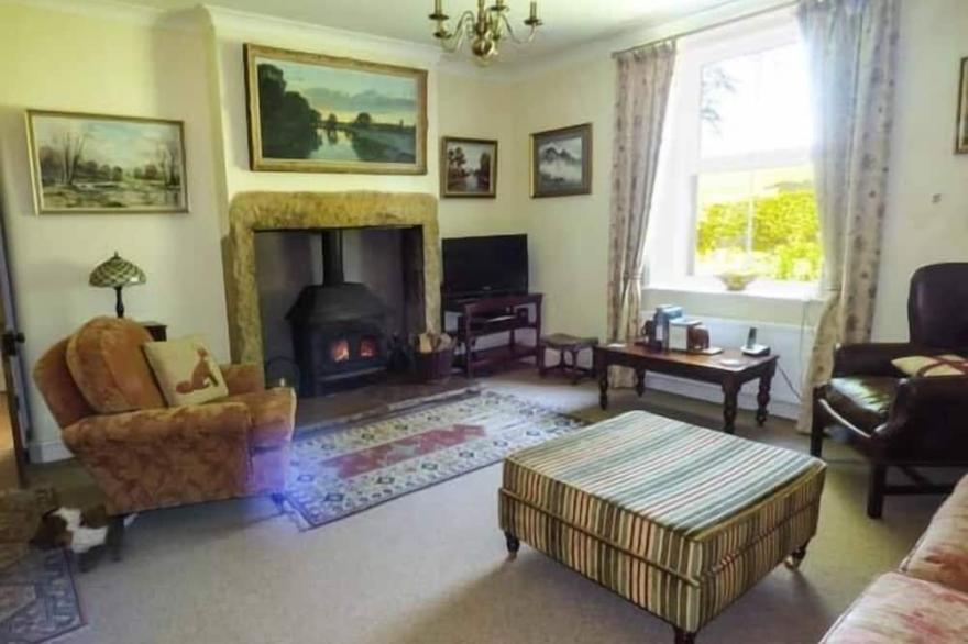 NEW HOUSE, pet friendly, with open fire in Brampton, Cumbria