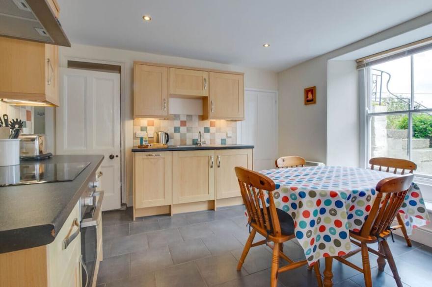 Mizpah - Two Bedroom House, Sleeps 4