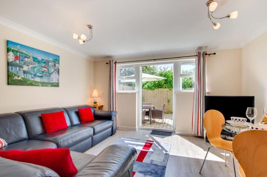 Sandseekers - Two Bedroom House, Sleeps 4