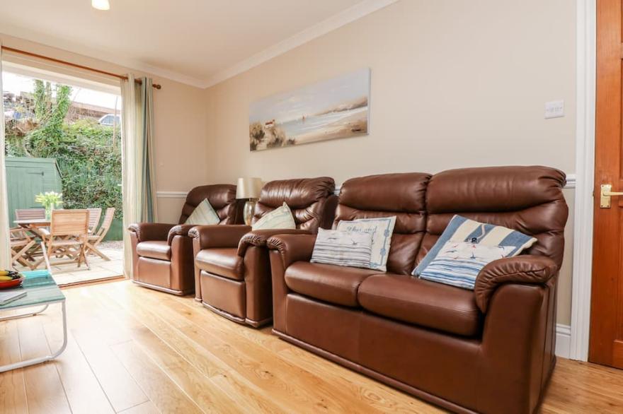 SPEEDWELL, pet friendly, country holiday cottage in Charlestown