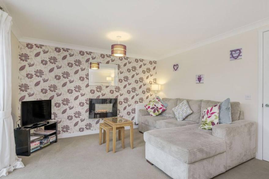 KYMIN VIEW, family friendly, with a garden in Monmouth