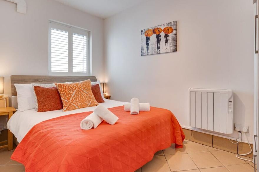 Trevose Apartment - One Bedroom Apartment, Sleeps 2