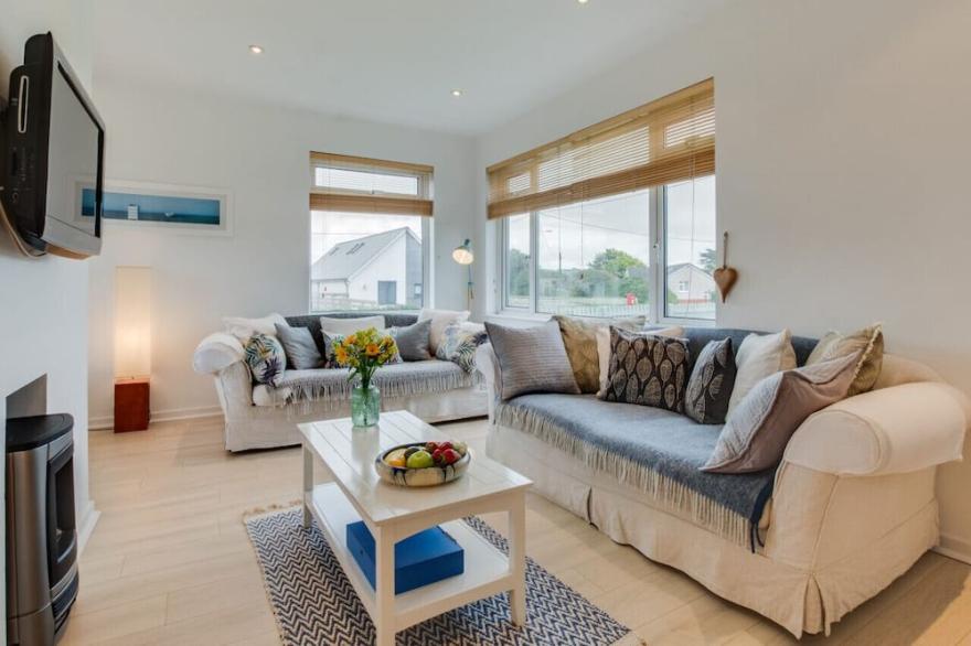 Templemore - Four Bedroom House, Sleeps 6