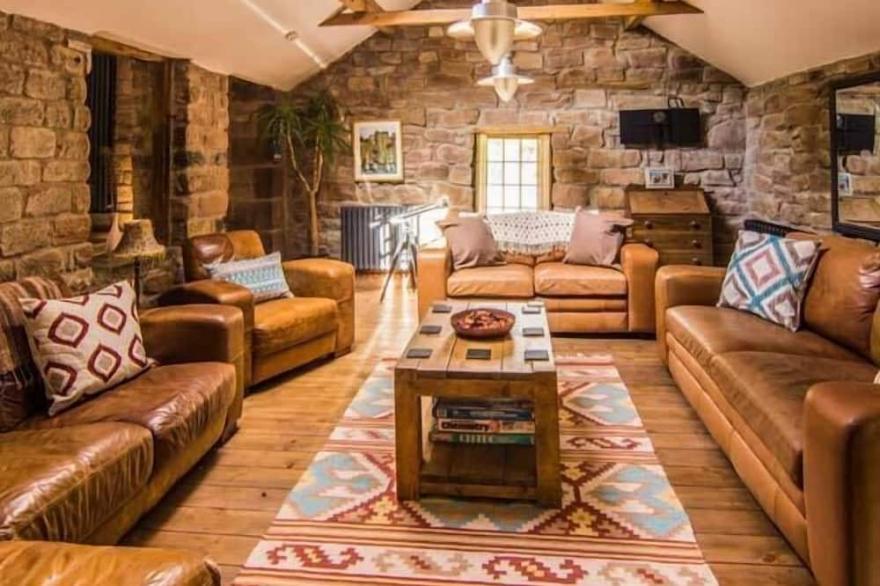 THE MALTHOUSE, family friendly, luxury holiday cottage in Cromford