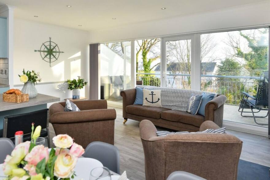 3 Glyn y Marian - Two Bedroom House, Sleeps 5