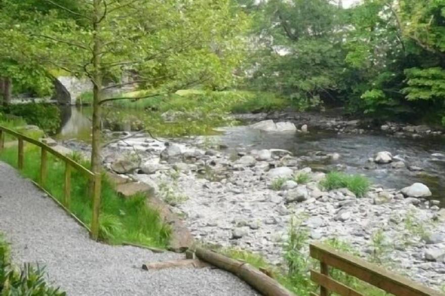 22 KESWICK BRIDGE, family friendly, with a garden in Keswick
