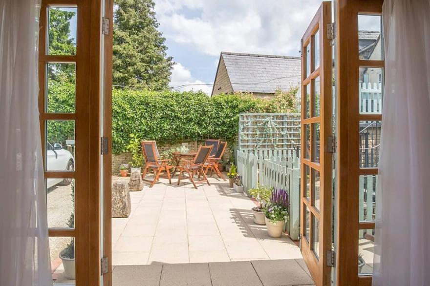 Teagles Cottage - sleeps 7 guests  in 4 bedrooms