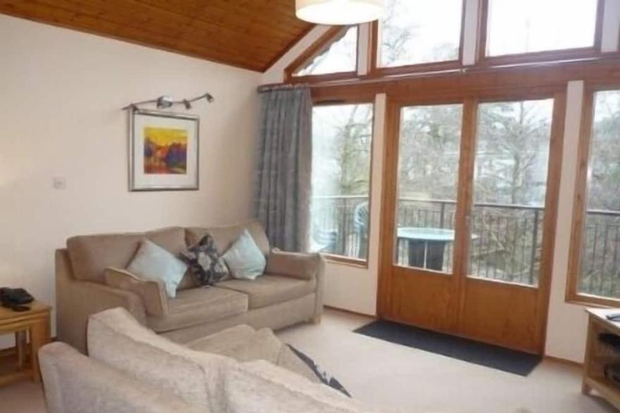 17 KESWICK BRIDGE, family friendly, with a garden in Keswick