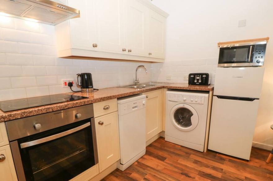 SKIBER GOTH, pet friendly, character holiday cottage in Liskeard