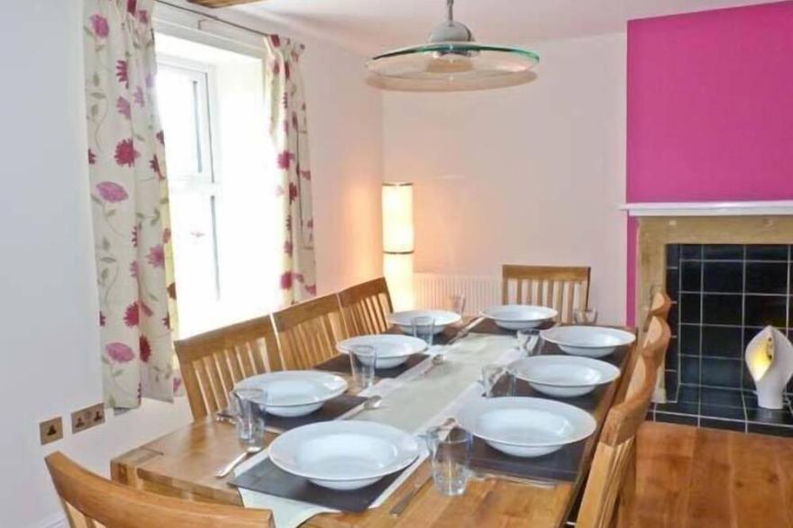 CHIMNEY GILL, family friendly, character holiday cottage in Penrith