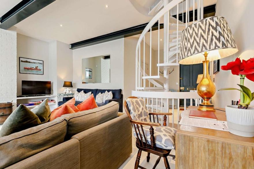 51 Esplanade - Four Bedroom House, Sleeps 8