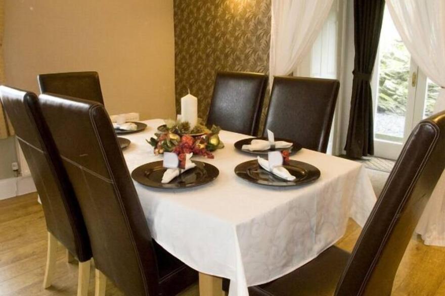 BRIARCLIFFE COTTAGE, family friendly, with open fire in Lindale