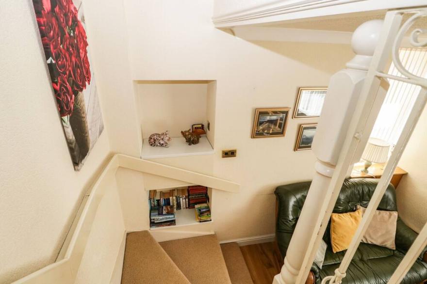TWO TWEENWAYS, with a garden in Ambleside